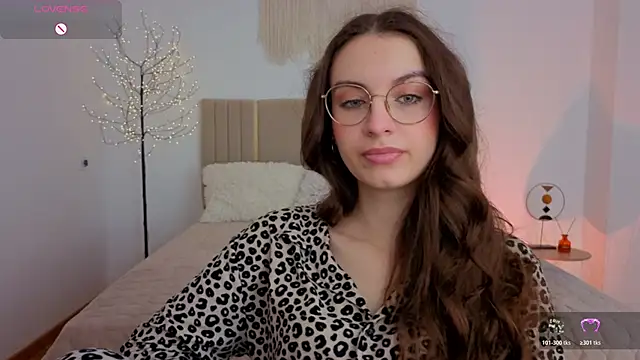 Snapshot of Real_cutie1 chatting on 21, 5, 2026 Real cutie1 online show from 21, 5, 2026