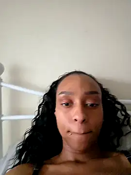 Hazel Dollxx online show from 31, 3, 2026