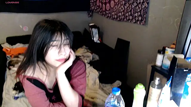 Snapshot of London_Ray chatting on 3, 12, 2025 London Ray online show from 3, 12, 2025