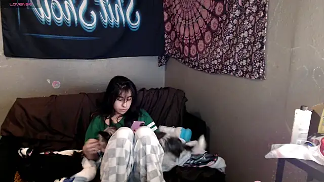 London Ray online show from 10, 4, 2026