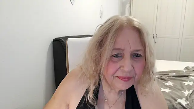 Snapshot of SusiLifeXXX chatting on 18, 6, 2026 SusiLifeXXX online show from 18, 6, 2026