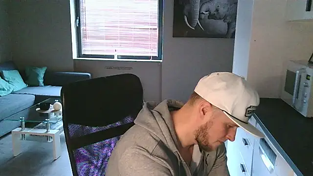 Dartanjanas13 online show from 5, 10, 2025