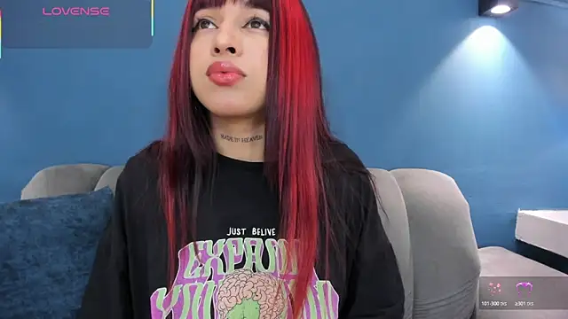 MartinaBlakees online show from 6, 11, 2025