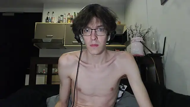 Snapshot of LovesomeCookie chatting on 12, 10, 2025 LovesomeCookie online show from 12, 10, 2025