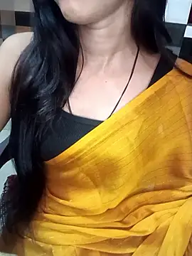 Queen Pooja7 online show from 19, 10, 2025
