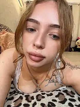 Snapshot of Hannah_xBaby chatting on 21, 6, 2026 Hannah xBaby online show from 21, 6, 2026