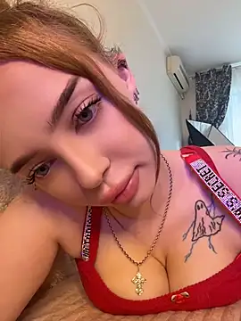Snapshot of Hannah_xBaby chatting on 7, 7, 2026 Hannah xBaby online show from 7, 7, 2026