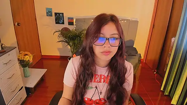 Snapshot of Verolake chatting on 9, 9, 2025 Verolake online show from 9, 9, 2025