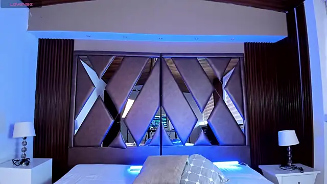 AidaJones online show from 13, 4, 2026