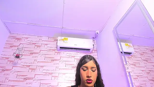 Snapshot of candice777 chatting on 6, 5, 2026 candice777 online show from 6, 5, 2026