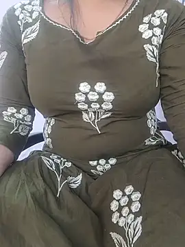 Snapshot of roshni_agrawal0 chatting on 16, 5, 2026 roshni agrawal0 online show from 16, 5, 2026
