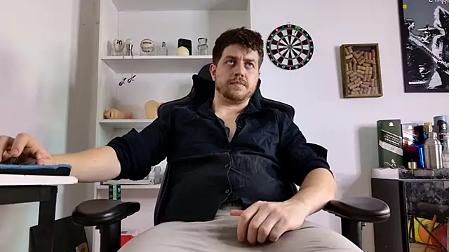 aaron nvk online show from 11, 2, 2026