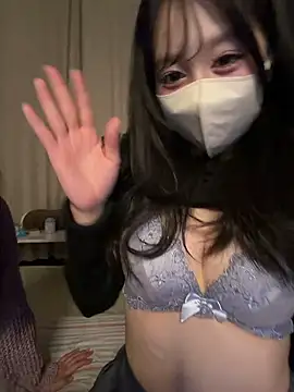MOEMOE-Q online show from 28, 4, 2026