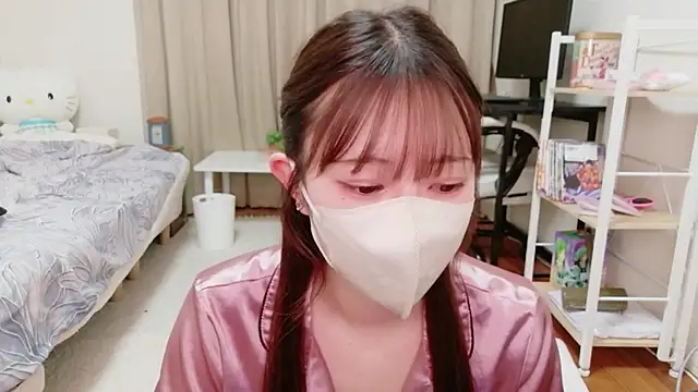 MOEMOE-Q online show from 31, 5, 2026
