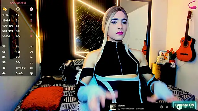 Snapshot of Issabella_Davinci chatting on 9, 3, 2026 Issabella Davinci online show from 9, 3, 2026