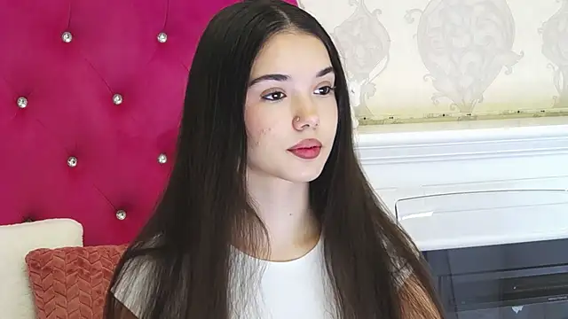Snapshot of AlexisDevine chatting on 29, 4, 2026 AlexisDevine online show from 29, 4, 2026