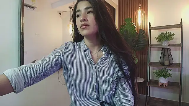 Lia Mar  online show from 30, 9, 2025