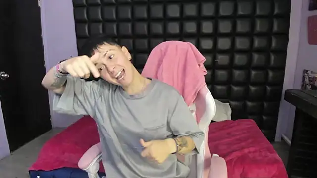  Hannah Hot online show from 14, 11, 2025