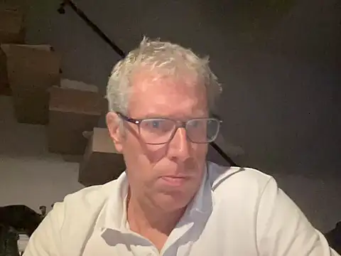 Snapshot of choupipat1 chatting on 10, 9, 2025 choupipat1 online show from 10, 9, 2025