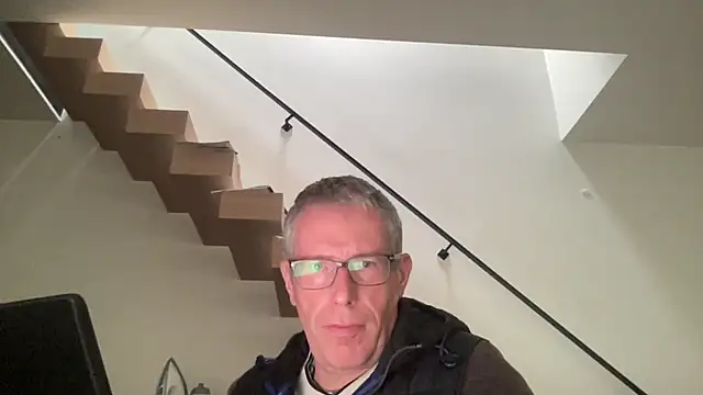 Snapshot of choupipat1 chatting on 28, 10, 2025 choupipat1 online show from 28, 10, 2025