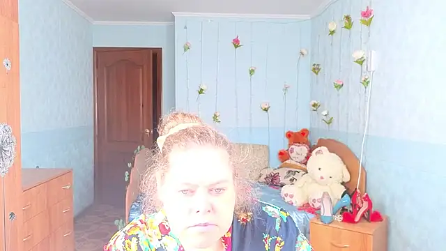 Audrey Aura online show from 25, 9, 2025