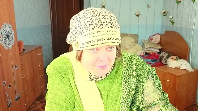 Audrey Aura online show from 1, 11, 2025