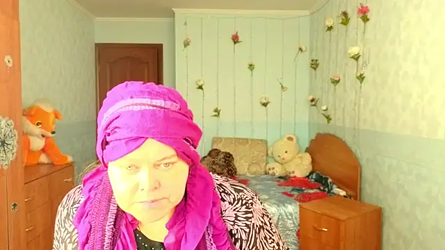 Audrey Aura online show from 23, 11, 2025