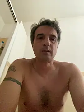 Snapshot of sasatimido chatting on 4, 7, 2026 sasatimido online show from 4, 7, 2026