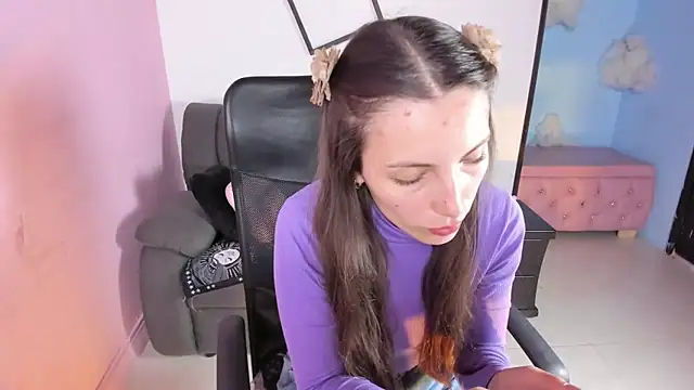 paula miler1 online show from 4, 2, 2026