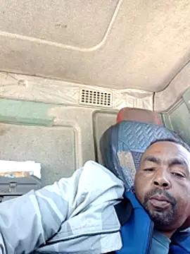 Snapshot of Bob_black chatting on 31, 3, 2026 Bob black online show from 31, 3, 2026