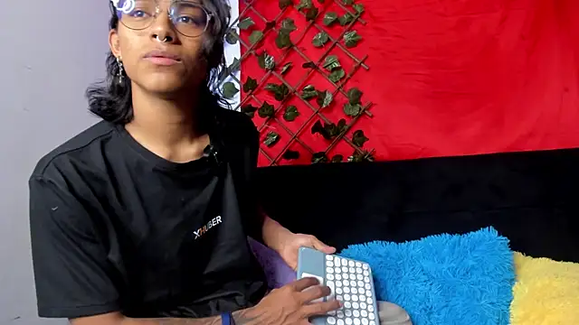 Snapshot of dreyk20 chatting on 4, 7, 2026 dreyk20 online show from 4, 7, 2026