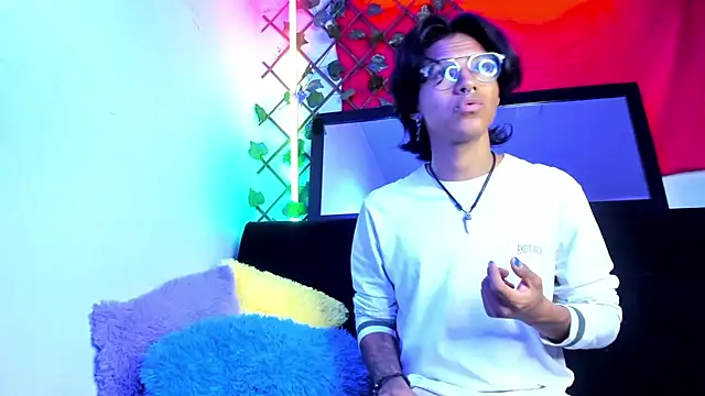 Snapshot of dreyk20 chatting on 31, 7, 2026 dreyk20 online show from 31, 7, 2026