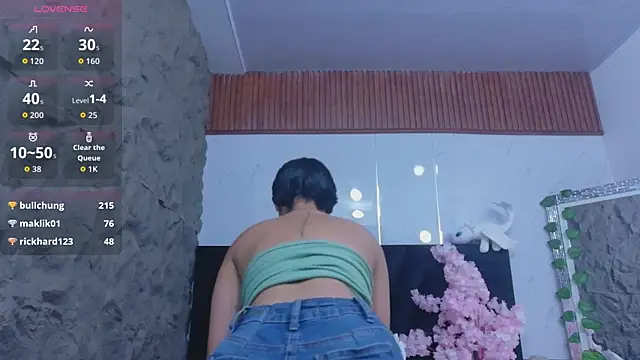 cutepetitee online show from 29, 5, 2026