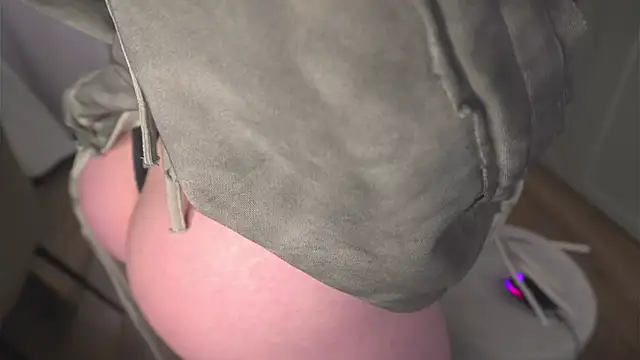 lisa schiele online show from 22, 3, 2026