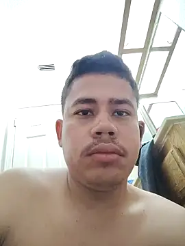 Snapshot of ModelledTread chatting on 1, 2, 2026 ModelledTread online show from 1, 2, 2026