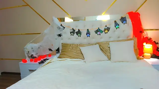 Snapshot of BeatriceAddams chatting on 1, 11, 2025 BeatriceAddams online show from 1, 11, 2025