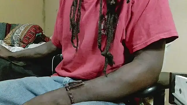 EYEzIAM online show from 16, 4, 2026