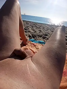 kellyts29 online show from 19, 9, 2025