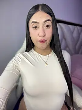 Snapshot of isabela_l chatting on 16, 1, 2026 isabela l online show from 16, 1, 2026