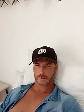 Snapshot of Loiroatv36 chatting on 9, 2, 2026 Loiroatv36 online show from 9, 2, 2026