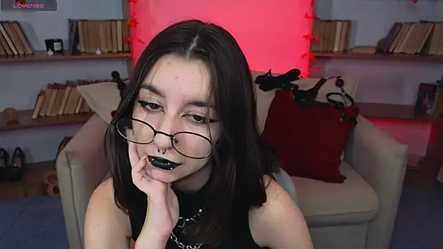 Mistress  Marcelline online show from 18, 9, 2025