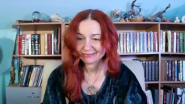 Foxilady357 online show from 2, 4, 2026