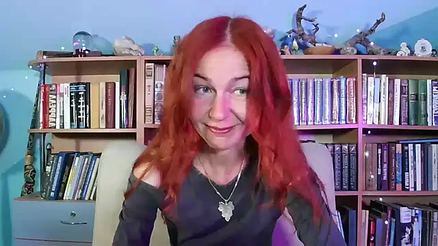 Snapshot of Foxilady357 chatting on 10, 5, 2026 Foxilady357 online show from 10, 5, 2026