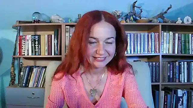 Snapshot of Foxilady357 chatting on 11, 5, 2026 Foxilady357 online show from 11, 5, 2026