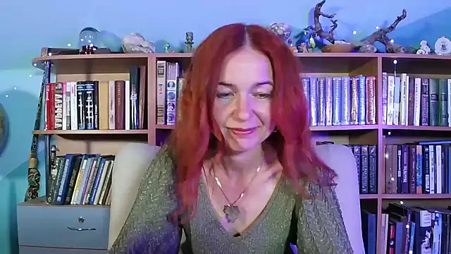 Snapshot of Foxilady357 chatting on 13, 5, 2026 Foxilady357 online show from 13, 5, 2026