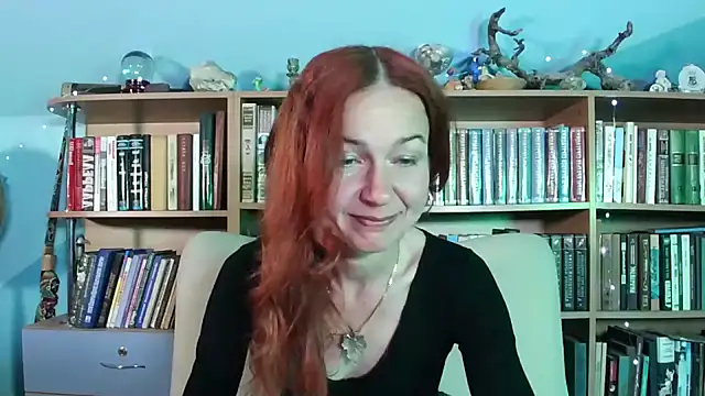 Snapshot of Foxilady357 chatting on 18, 5, 2026 Foxilady357 online show from 18, 5, 2026