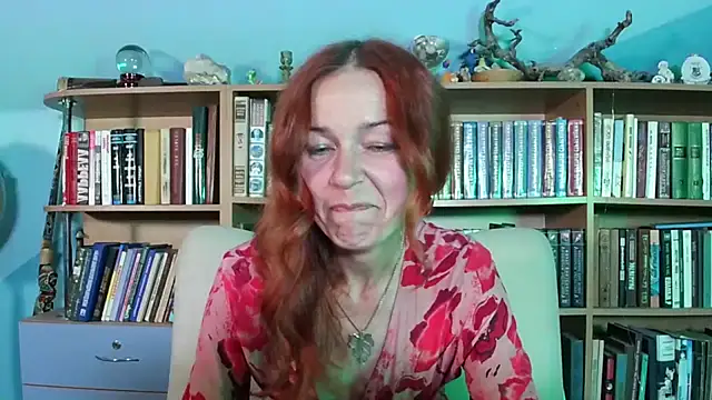 Snapshot of Foxilady357 chatting on 4, 6, 2026 Foxilady357 online show from 4, 6, 2026