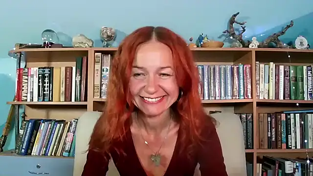 Snapshot of Foxilady357 chatting on 5, 8, 2026 Foxilady357 online show from 5, 8, 2026