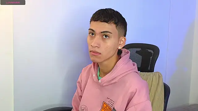 yulian vasquez online show from 1, 10, 2025