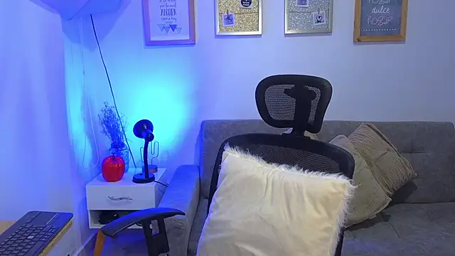 yulian vasquez online show from 14, 11, 2025